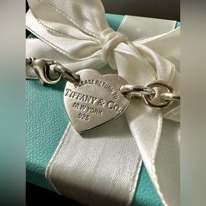 Return To Tiffany’s Heart Tag Chain Link Choker